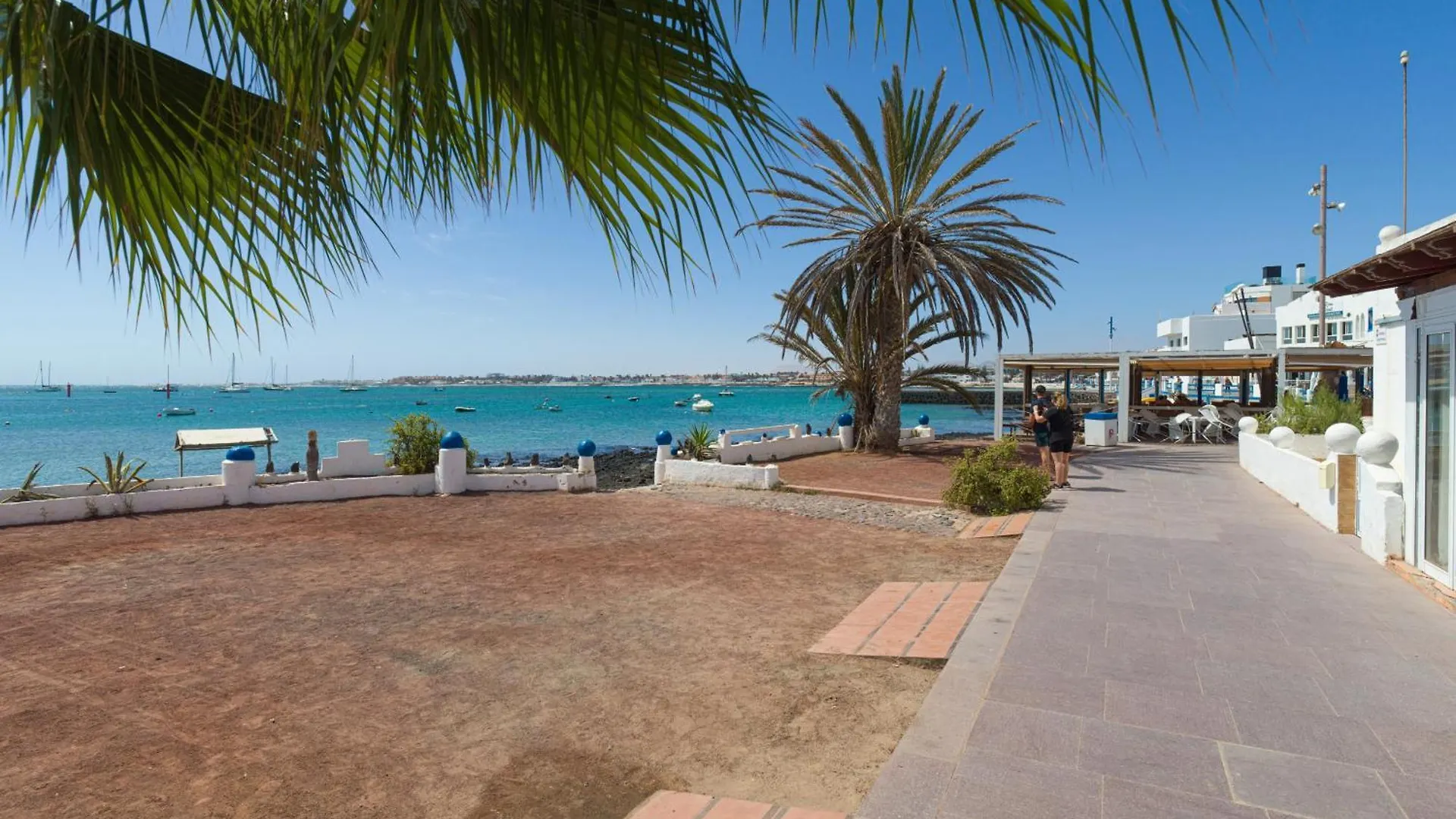 Homeforguest Apartamento Con Terraza En El Puerto De Corralejo