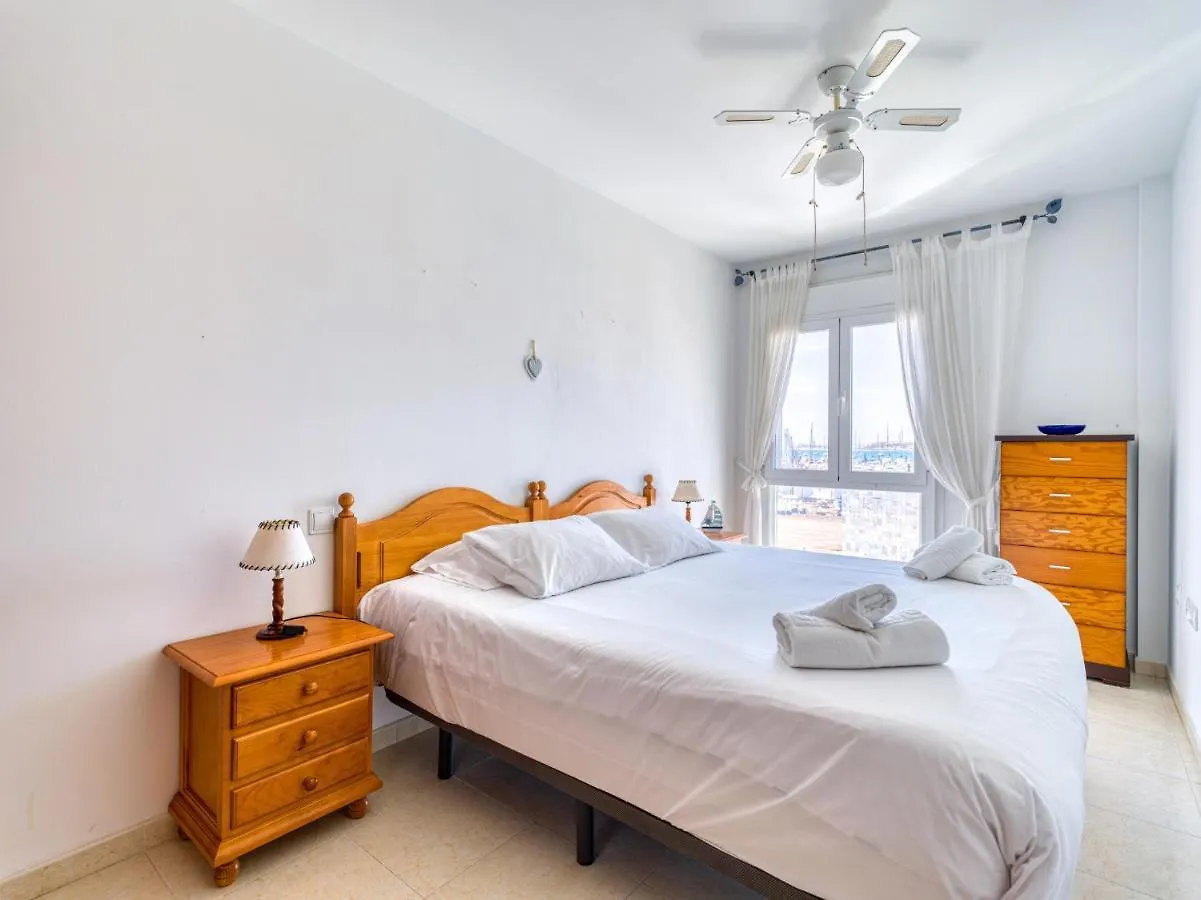 Homeforguest Apartamento Con Terraza En El Puerto De Corralejo 0*,