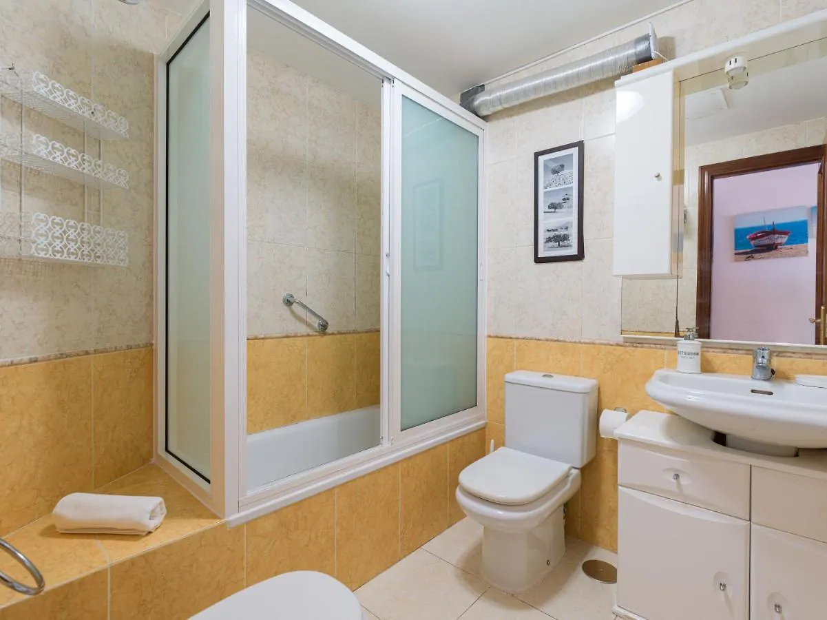 Homeforguest Apartamento Con Terraza En El Puerto De Corralejo Spain